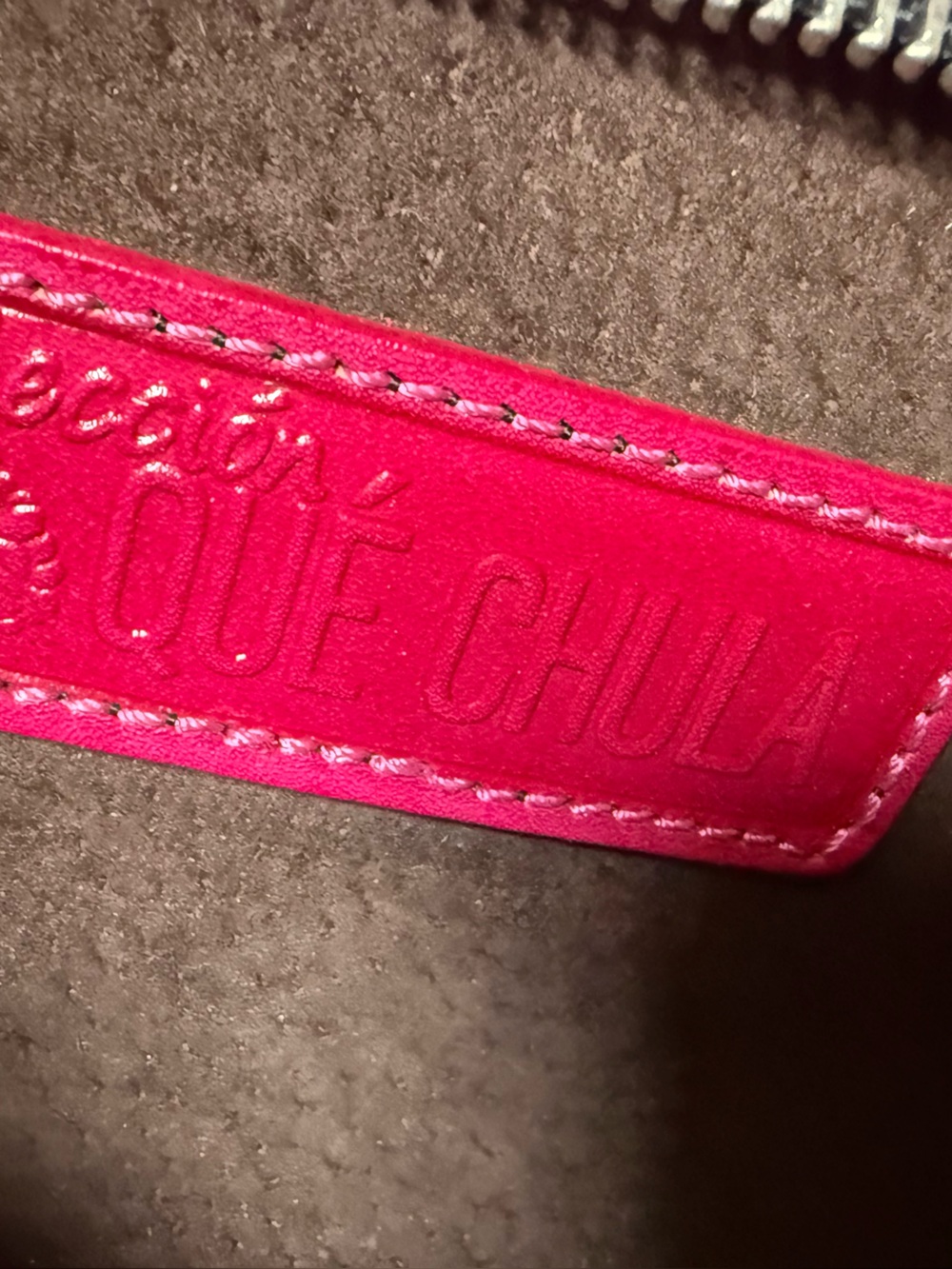 NEW Que Chula Sobre Chico Pink tooled leather handbag - Picture 7 of 10
